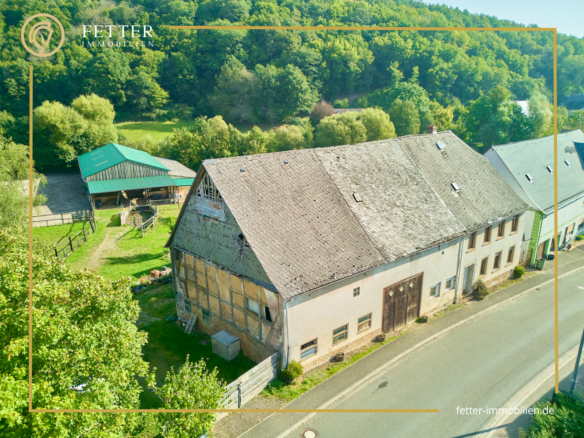 Pferdehof in Rheinland-Pfalz mit 8 Pferdeboxen und kleiner Halle in Niederhambach!
