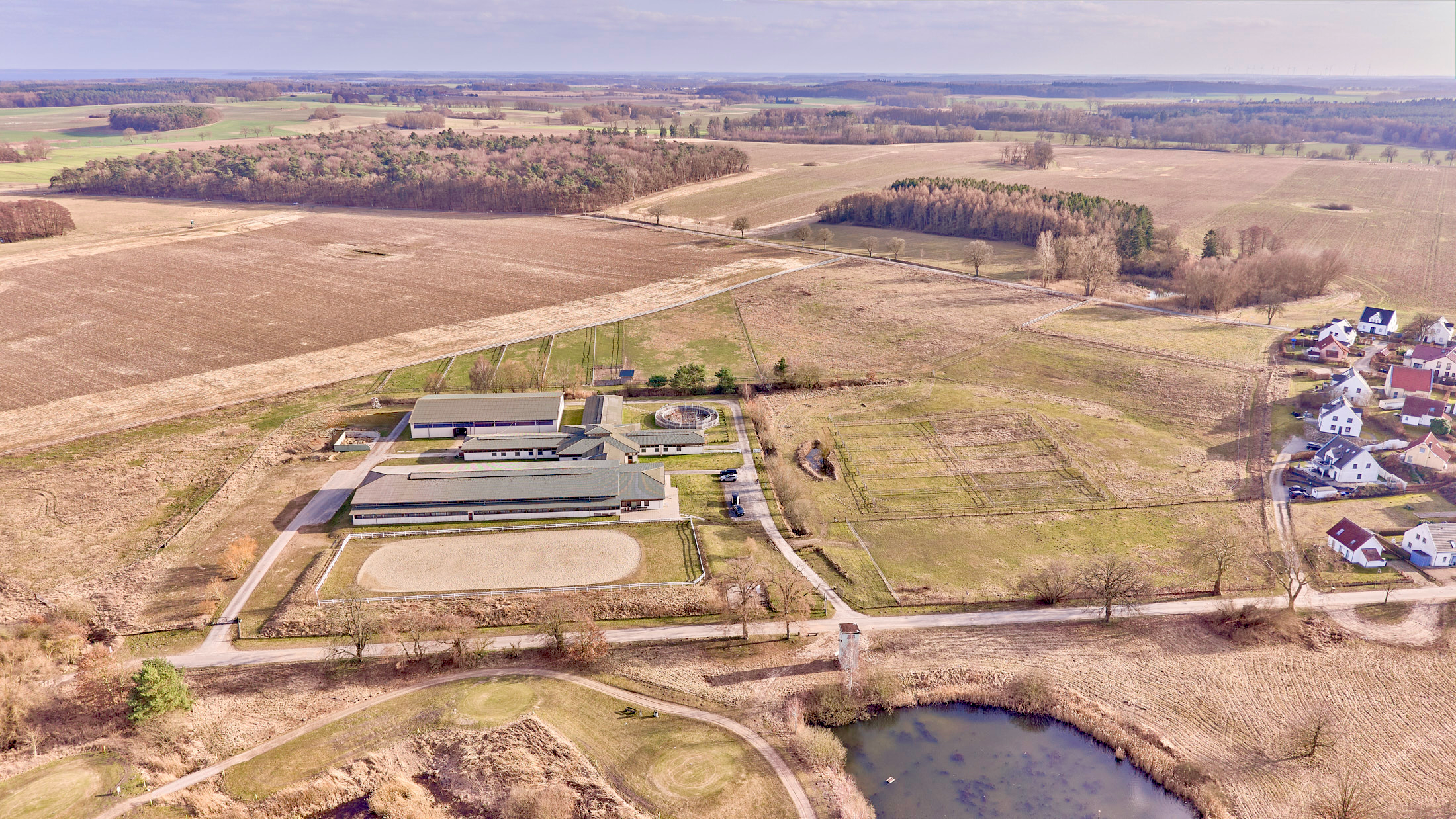 Reitanlage in Mecklenburg-Vorpommern – direkt an der Mecklenburgischen Seenplatte in einer touristischen Region!