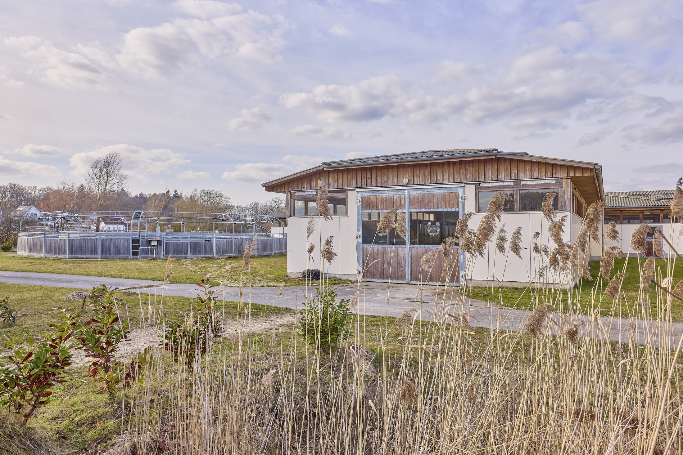 Reitanlage in Mecklenburg-Vorpommern – direkt an der Mecklenburgischen Seenplatte in einer touristischen Region!