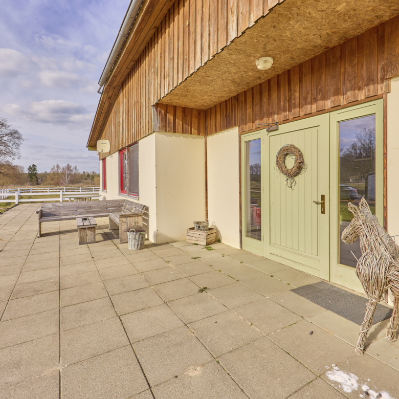 Reitanlage in Mecklenburg-Vorpommern – direkt an der Mecklenburgischen Seenplatte in einer touristischen Region!