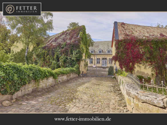 Schloss zu verkaufen in Rheinhessen mit eigener Reitanlage und Event-Location!