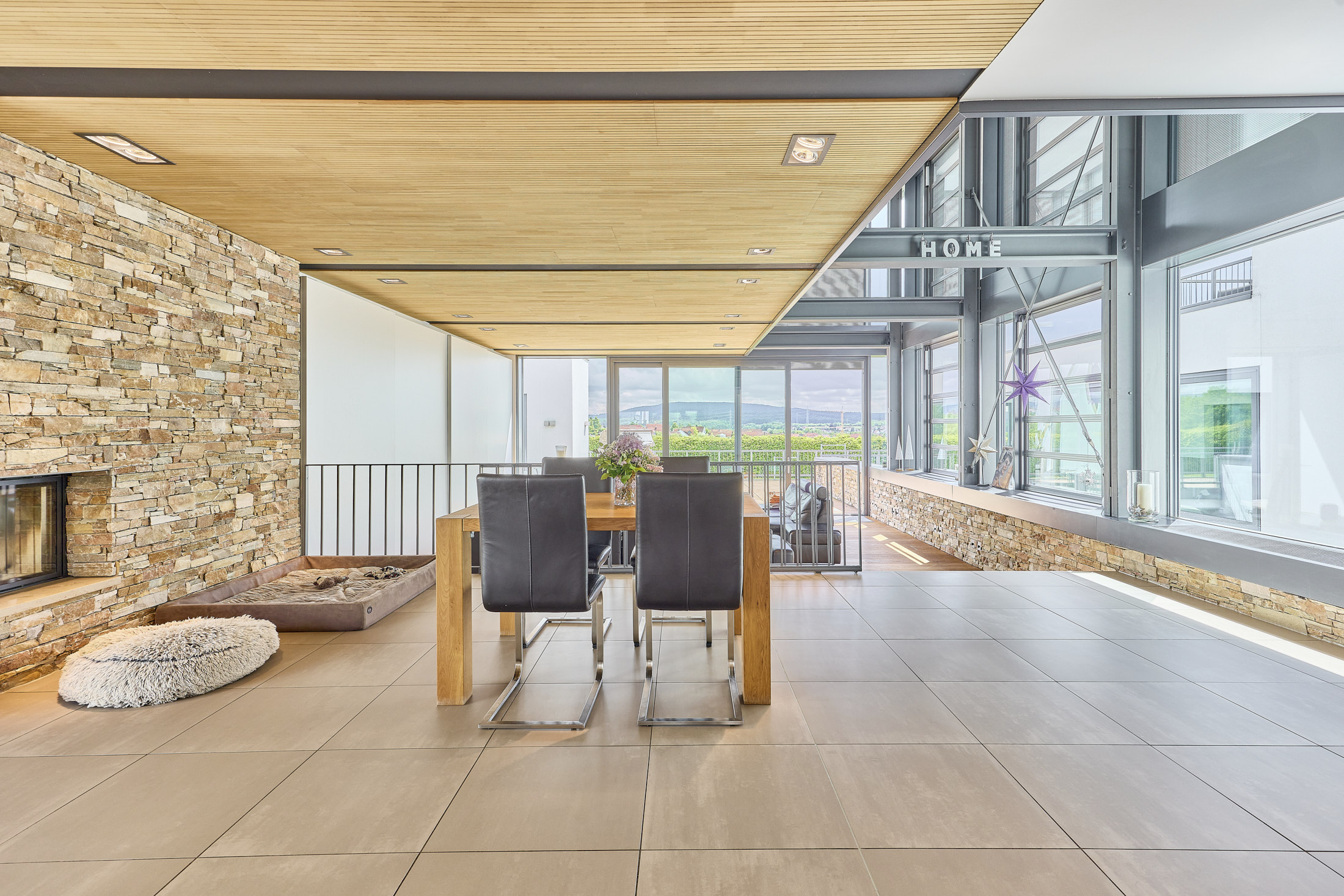 Luxuriöse Villa mit Reitanlage in der Nähe von Fulda in Hessen – Wellness, Reitsport & Lebensgefühl inklusive!