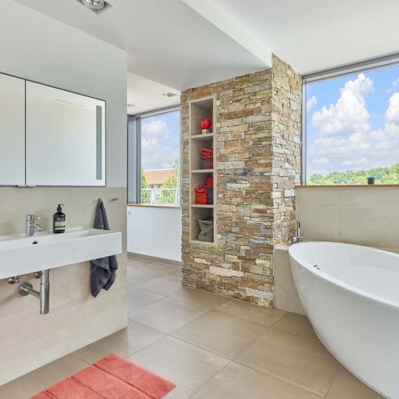 Luxuriöse Villa mit Reitanlage in der Nähe von Fulda in Hessen – Wellness, Reitsport & Lebensgefühl inklusive!