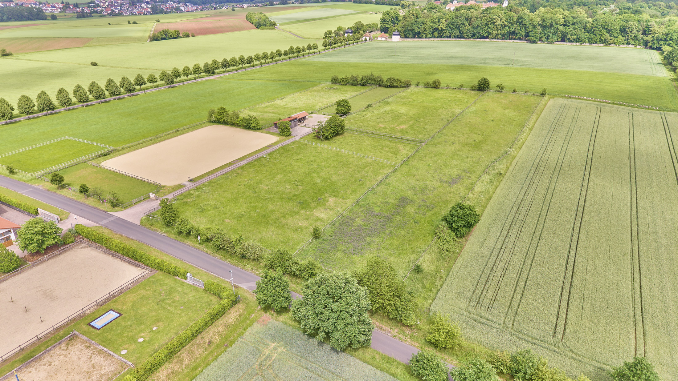 Luxuriöse Villa mit Reitanlage in der Nähe von Fulda in Hessen – Wellness, Reitsport & Lebensgefühl inklusive!