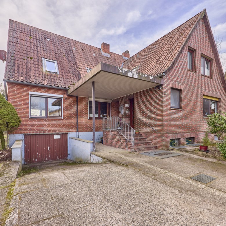 Reitanlage in Niedersachsen zu verkaufen auf ca. 3 Hektar Grundstücksfläche – bereits umfangreich saniert!