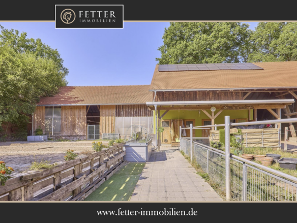 Pferdehof kaufen in Enkenbach-Alsenborn – mit neuwertigem Wohnhaus in idyllischer Lage & Platz zur privaten Pferdehaltung!