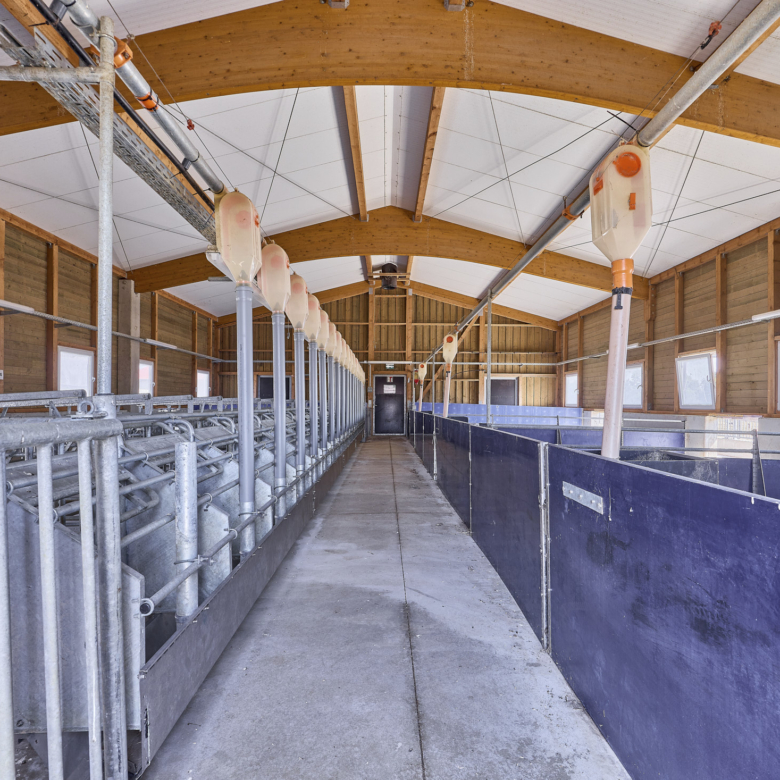 Anwesen in Wiesbaden in Alleinlage – Landwirtschaftlicher Betrieb mit großzügigem Doppelhaus!