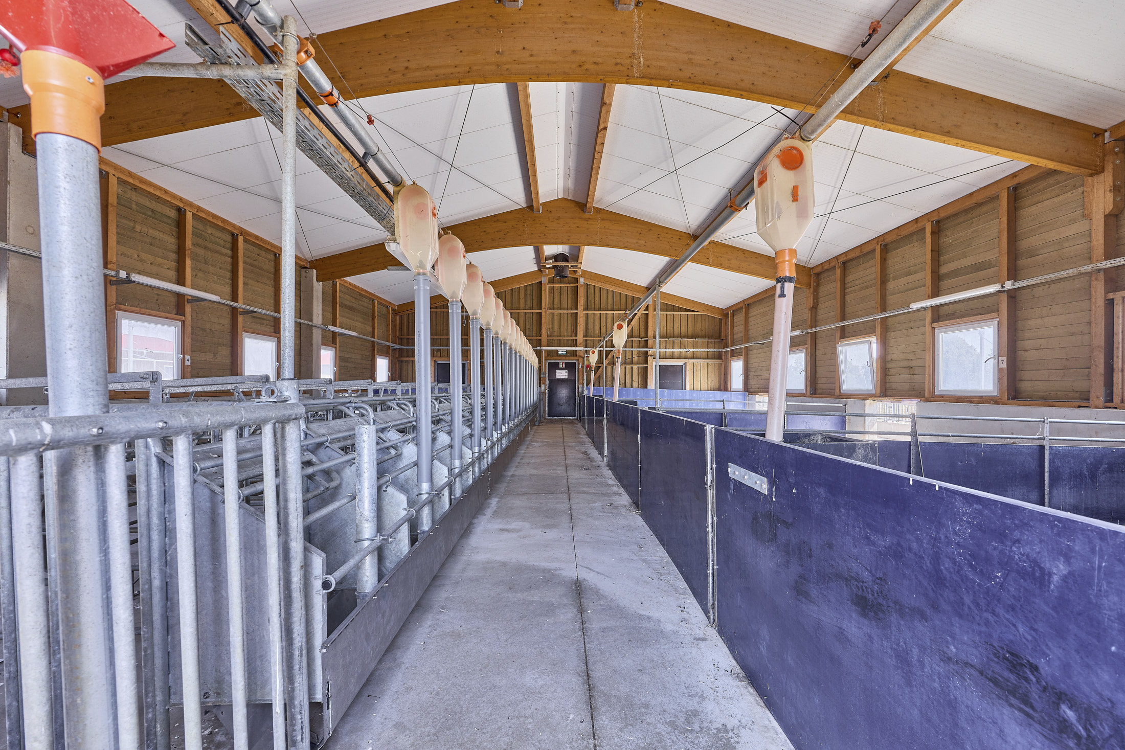 Anwesen in Wiesbaden in Alleinlage – Landwirtschaftlicher Betrieb mit großzügigem Doppelhaus!